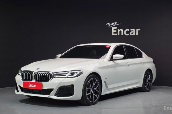 2022 BMW 5 серии с пробегом 42 971 км