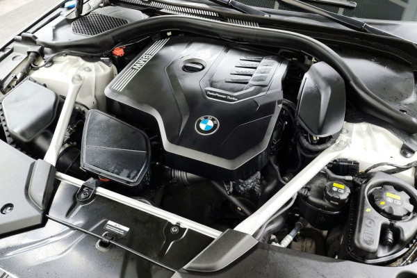 2022 BMW 5 серии с пробегом 80 435 км