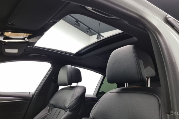 2022 BMW 5 серии с пробегом 41 766 км