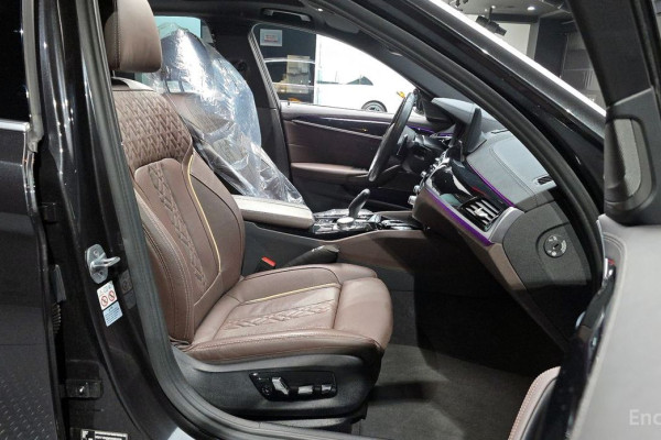 2022 BMW 5 серии с пробегом 52 648 км