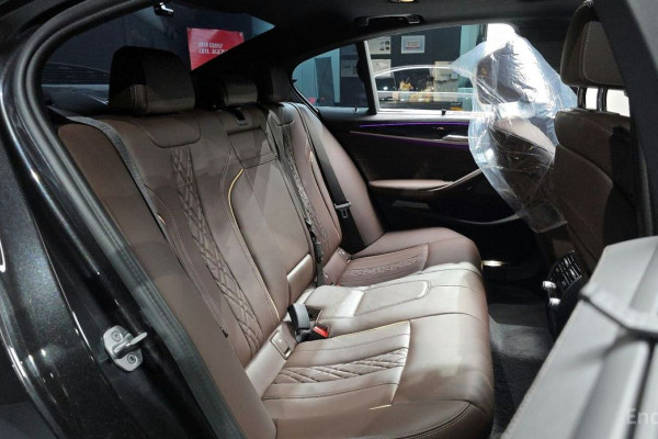 2022 BMW 5 серии с пробегом 52 648 км