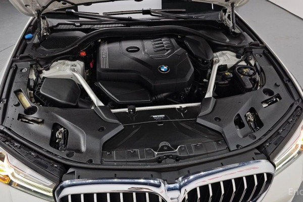 2022 BMW 5 серии с пробегом 76 800 км