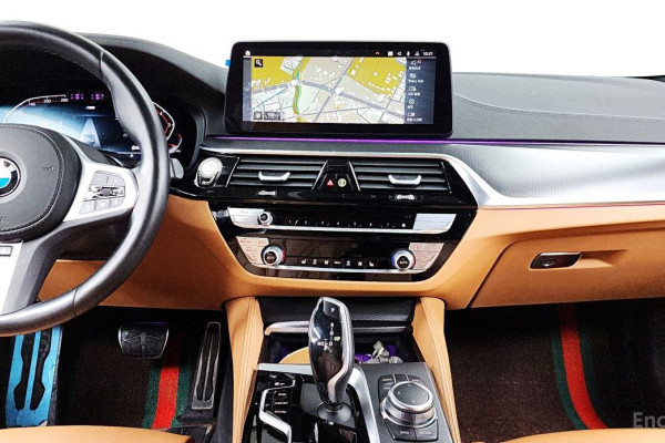 2022 BMW 5 серии с пробегом 80 435 км