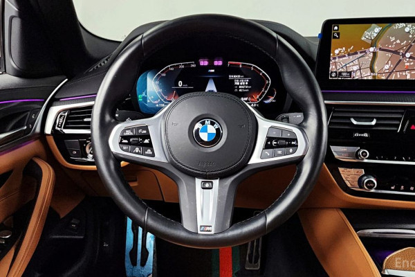 2022 BMW 5 серии с пробегом 80 435 км