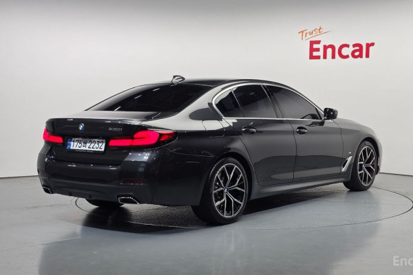 2022 BMW 5 серии с пробегом 66 661 км