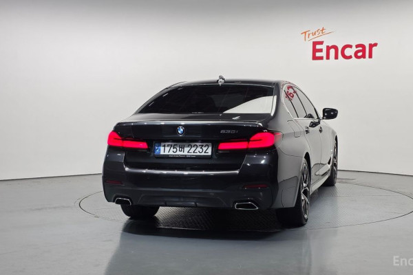 2022 BMW 5 серии с пробегом 66 661 км