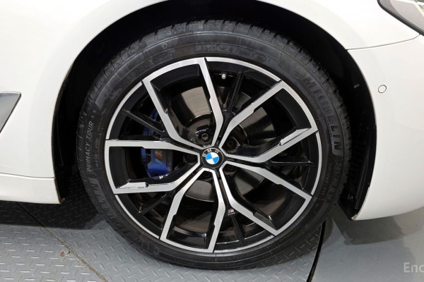 2022 BMW 5 серии с пробегом 72 310 км