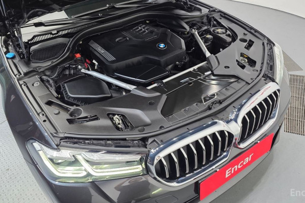 2022 BMW 5 серии с пробегом 66 661 км