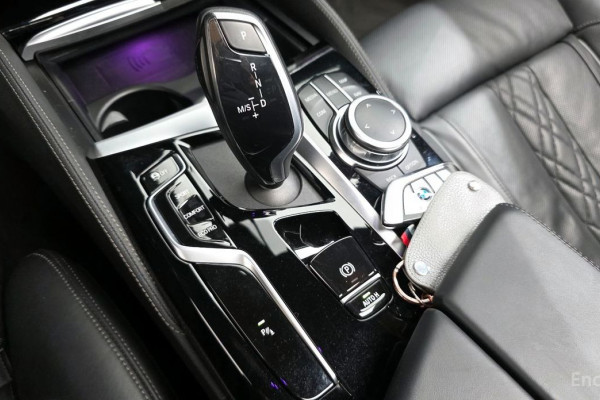 2022 BMW 5 серии с пробегом 72 310 км