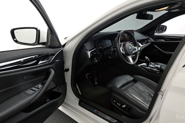 2022 BMW 5 серии с пробегом 72 310 км