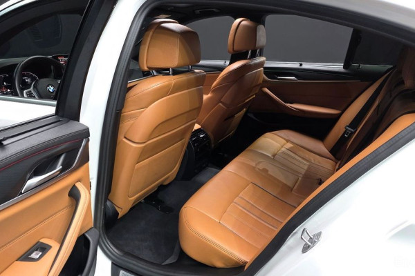 2022 BMW 5 серии с пробегом 64 663 км