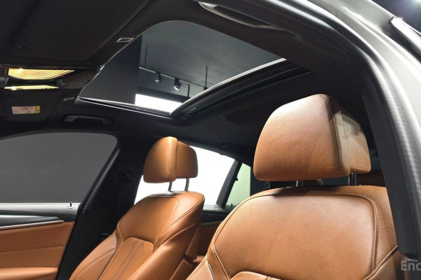 2022 BMW 5 серии с пробегом 64 663 км