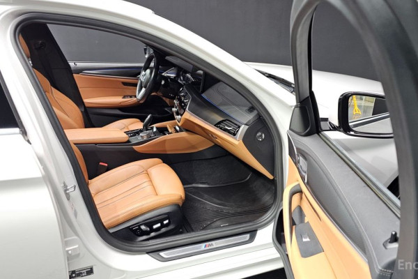 2022 BMW 5 серии с пробегом 87 547 км