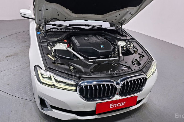 2022 BMW 5 серии с пробегом 88 975 км