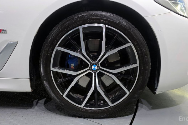 2022 BMW 5 серии с пробегом 73 051 км