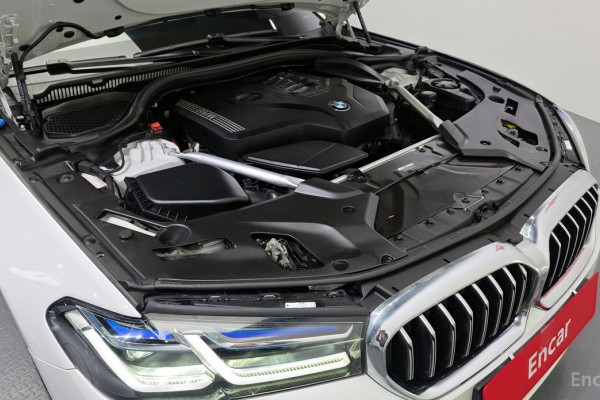 2022 BMW 5 серии с пробегом 73 051 км