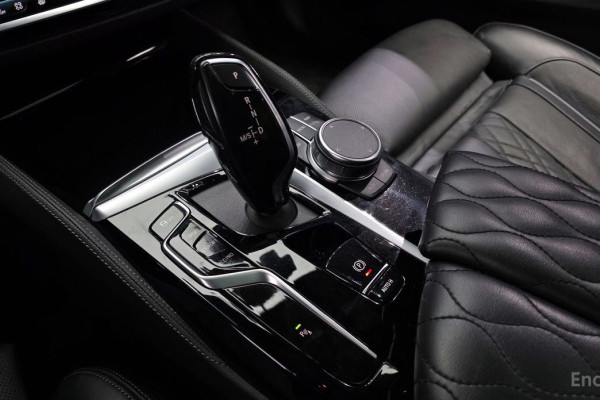 2022 BMW 5 серии с пробегом 73 051 км