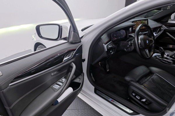 2022 BMW 5 серии с пробегом 73 051 км