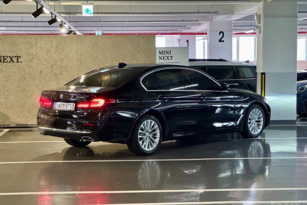 2022 BMW 5 серии с пробегом 35 416 км