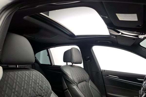 2022 BMW 5 серии с пробегом 73 051 км