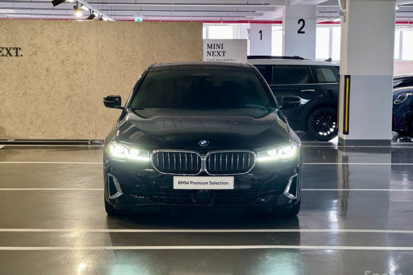 2022 BMW 5 серии с пробегом 35 416 км