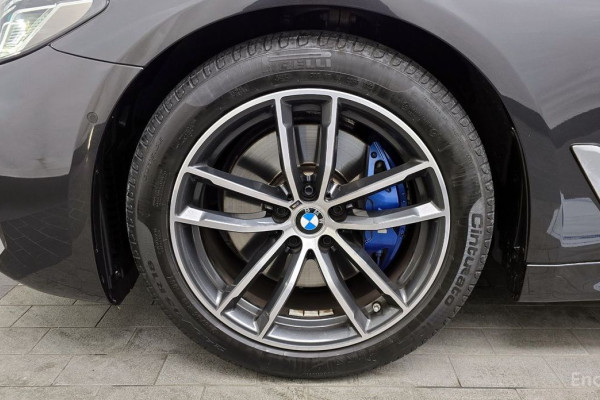 2022 BMW 5 серии с пробегом 37 985 км