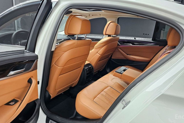 2022 BMW 5 серии с пробегом 88 975 км