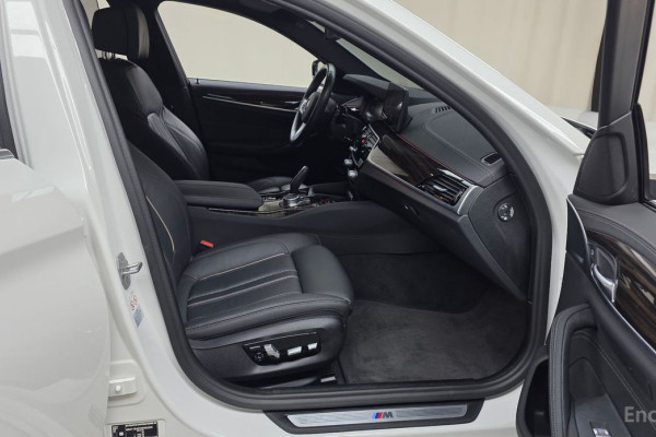 2022 BMW 5 серии с пробегом 37 507 км