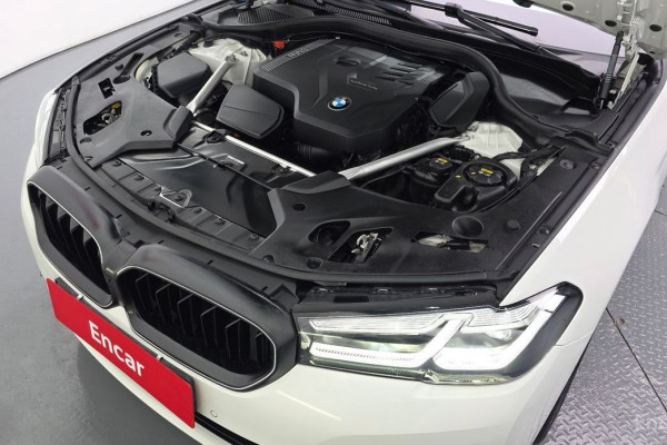 2022 BMW 5 серии с пробегом 86 353 км