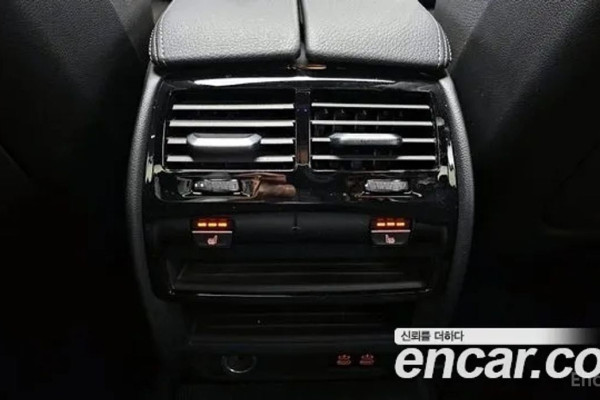 2022 BMW 5 серии с пробегом 33 984 км