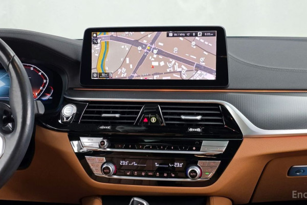 2022 BMW 5 серии с пробегом 37 985 км