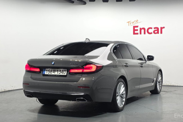 2022 BMW 5 серии с пробегом 47 966 км