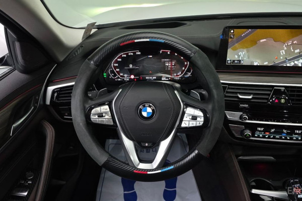 2022 BMW 5 серии с пробегом 86 353 км