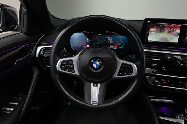 2022 BMW 5 серии с пробегом 42 186 км