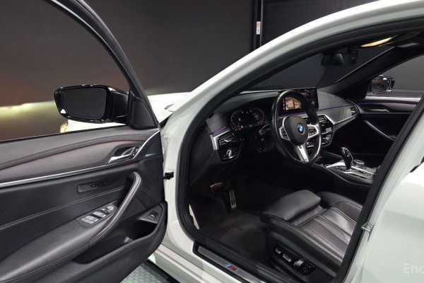 2022 BMW 5 серии с пробегом 34 505 км