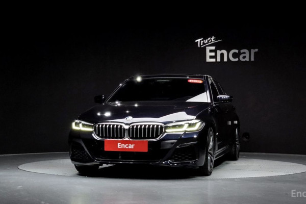 2022 BMW 5 серии с пробегом 43 321 км