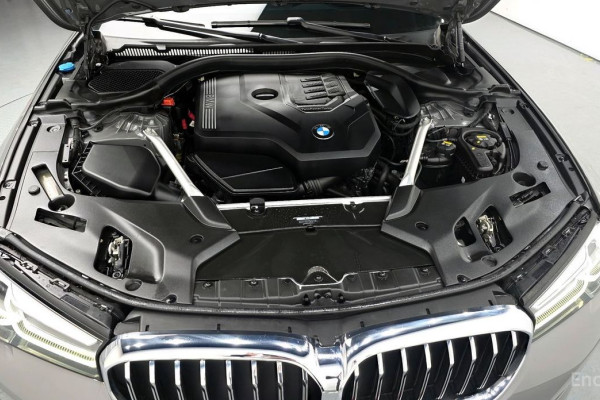 2022 BMW 5 серии с пробегом 47 966 км