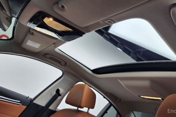 2022 BMW 5 серии с пробегом 43 668 км