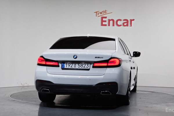 2022 BMW 5 серии с пробегом 45 331 км