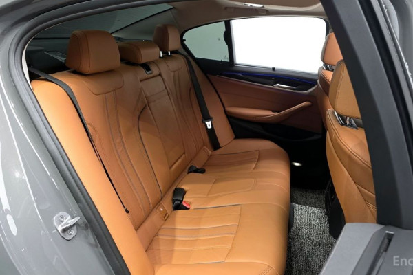 2022 BMW 5 серии с пробегом 47 966 км