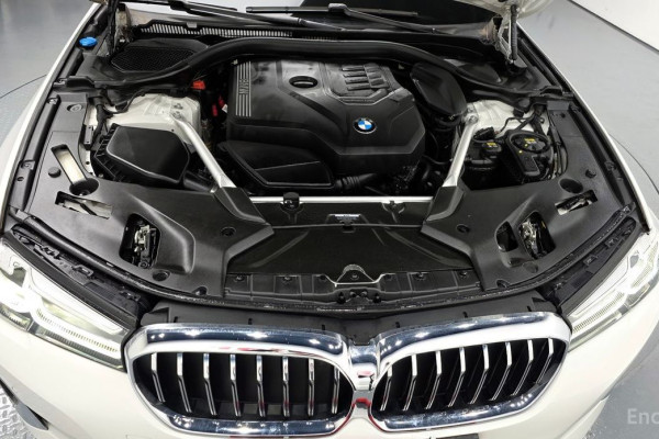 2022 BMW 5 серии с пробегом 26 468 км