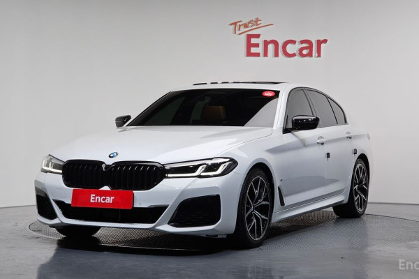 2022 BMW 5 серии с пробегом 45 331 км