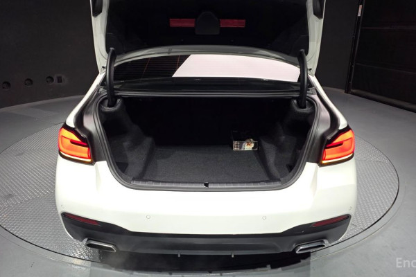 2022 BMW 5 серии с пробегом 34 505 км