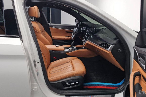 2022 BMW 5 серии с пробегом 45 331 км