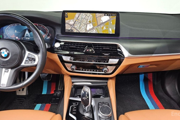 2022 BMW 5 серии с пробегом 45 331 км