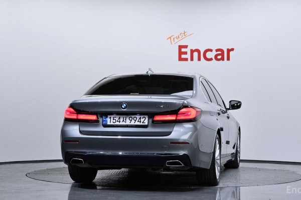 2022 BMW 5 серии с пробегом 53 019 км