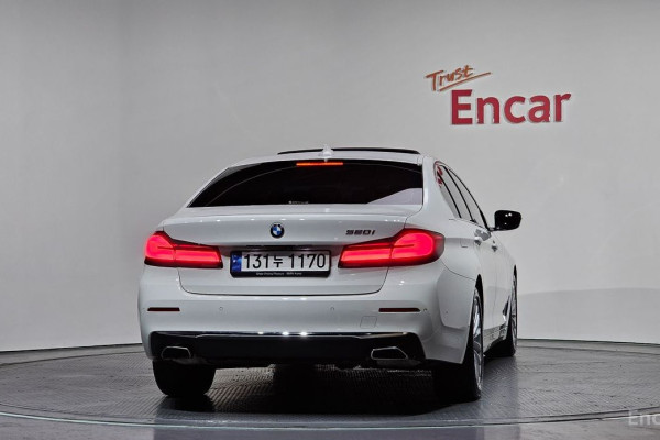 2022 BMW 5 серии с пробегом 31 904 км