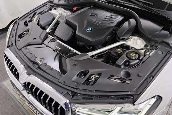 2022 BMW 5 серии с пробегом 31 904 км