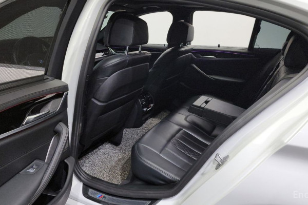 2022 BMW 5 серии с пробегом 46 842 км