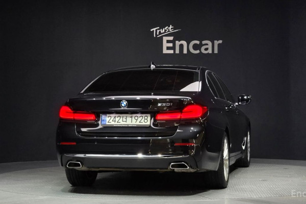 2022 BMW 5 серии с пробегом 52 503 км